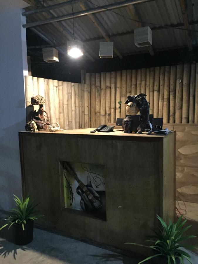Bohemian Bohol Hostel Панглао Экстерьер фото