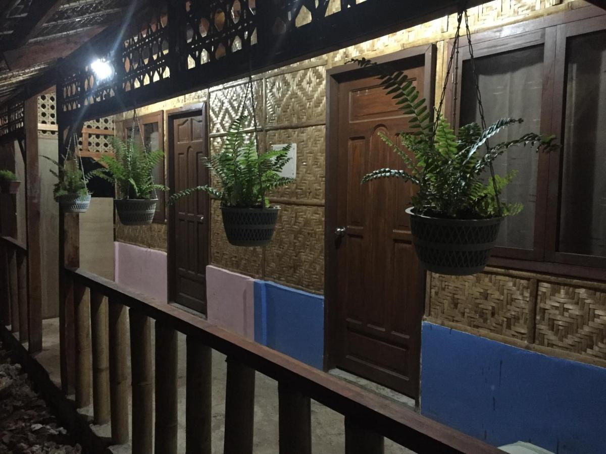 Bohemian Bohol Hostel Панглао Экстерьер фото