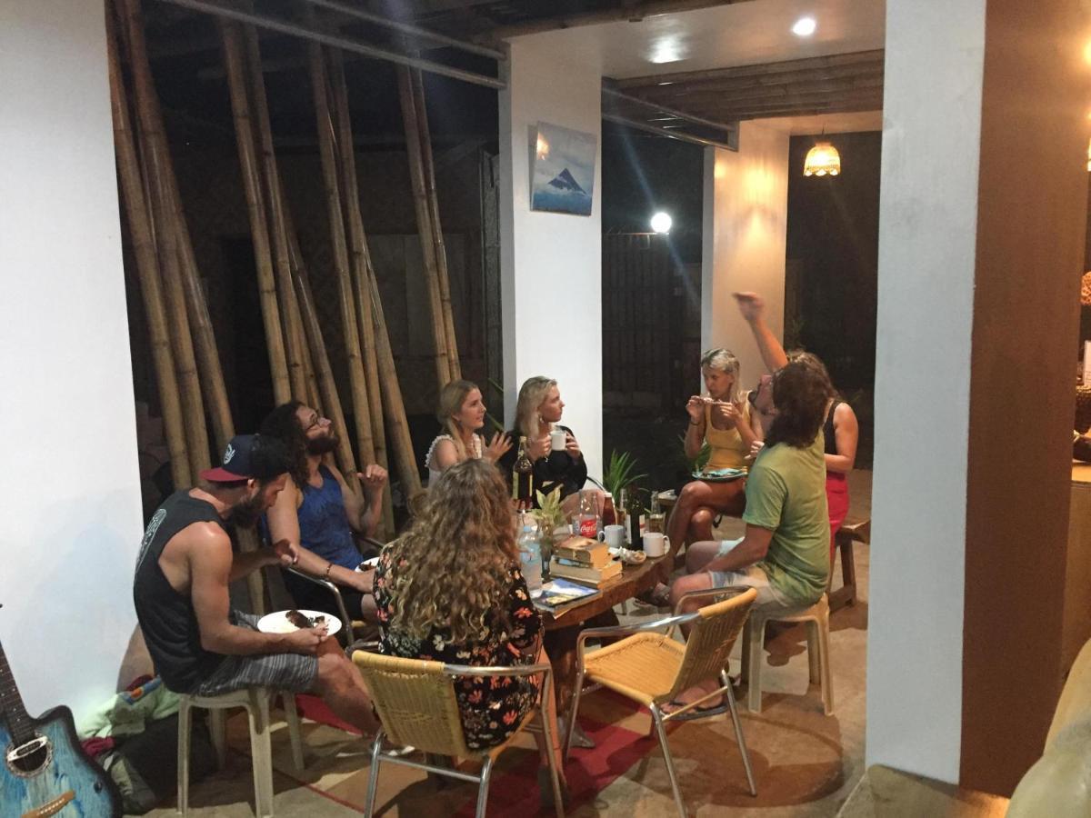 Bohemian Bohol Hostel Панглао Экстерьер фото